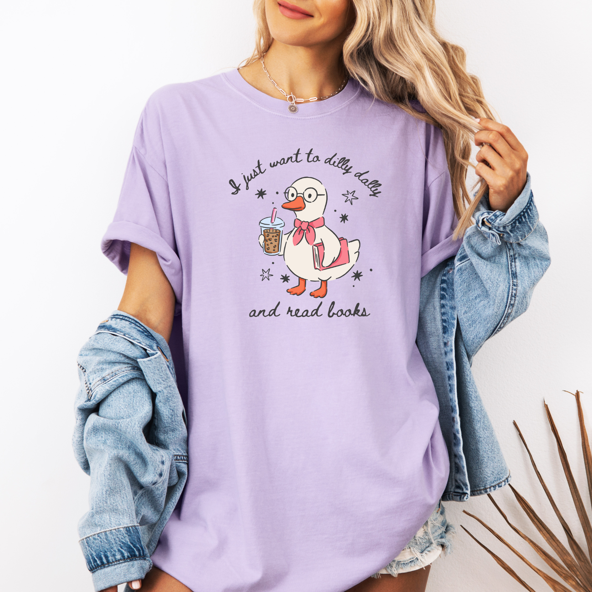 I just want to dilly dally and read books T-Shirt | Funny Book Shirt