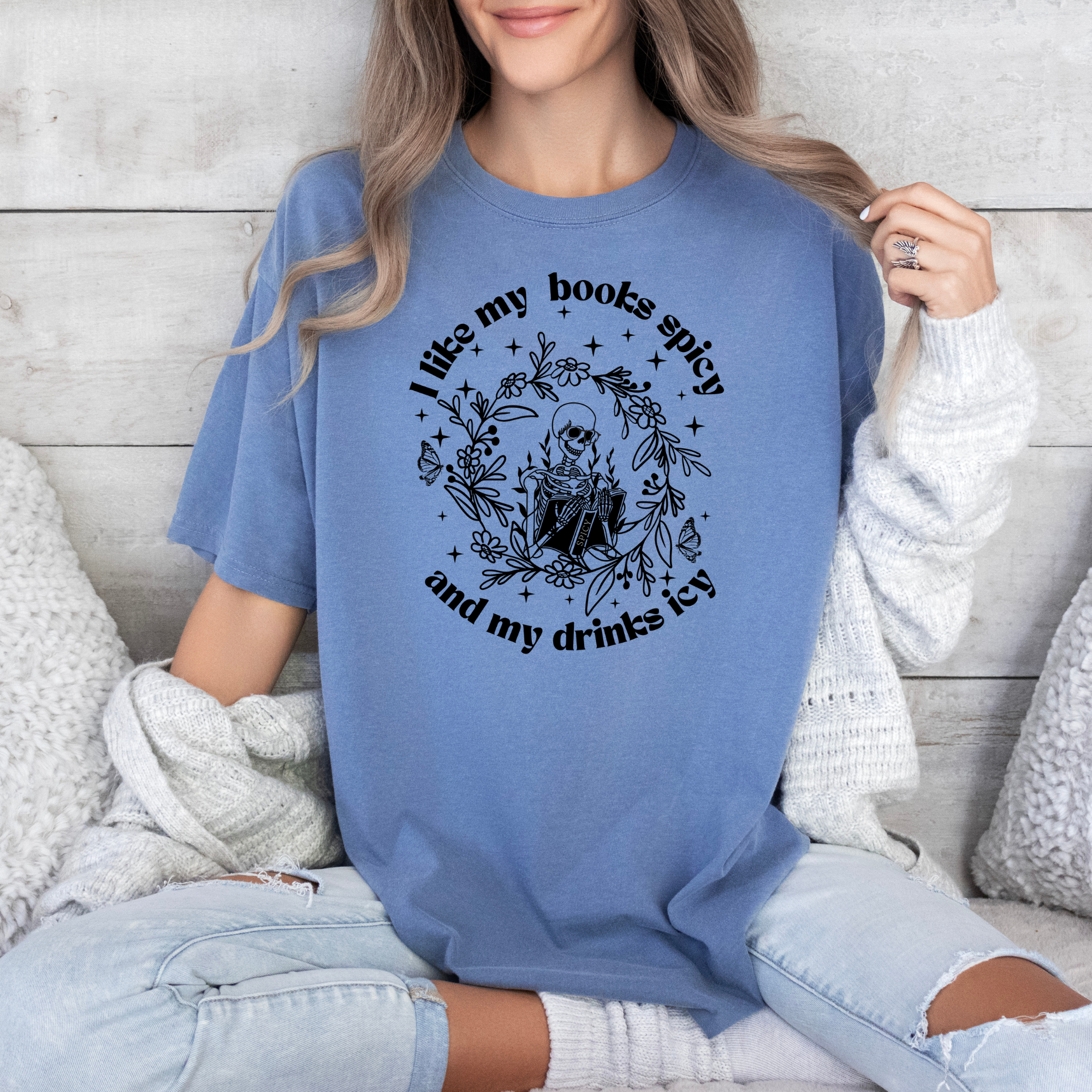 I like my books spicy and my drinks icy t-shirt | Bookish Shirt