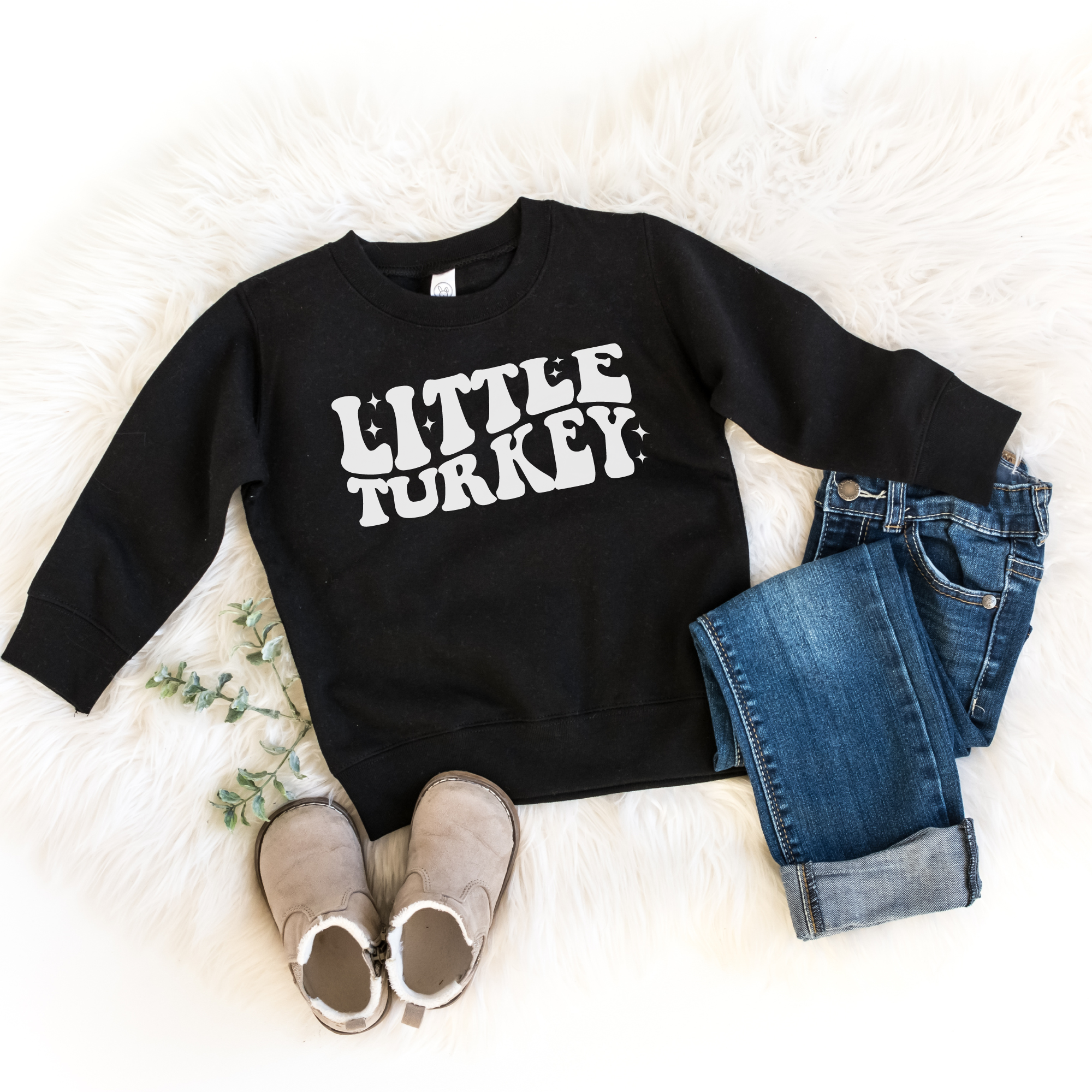 Little turkey kids thanksgiving sweatshirt for toddlers.