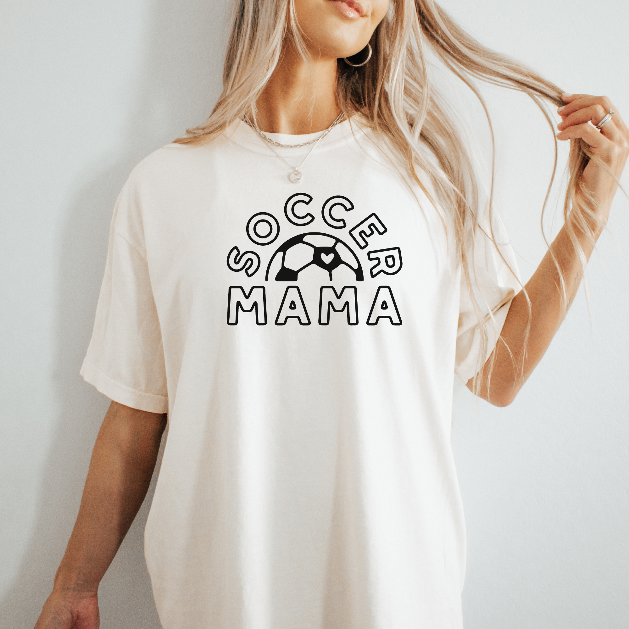Soccer mama - Comfort Colors Tee