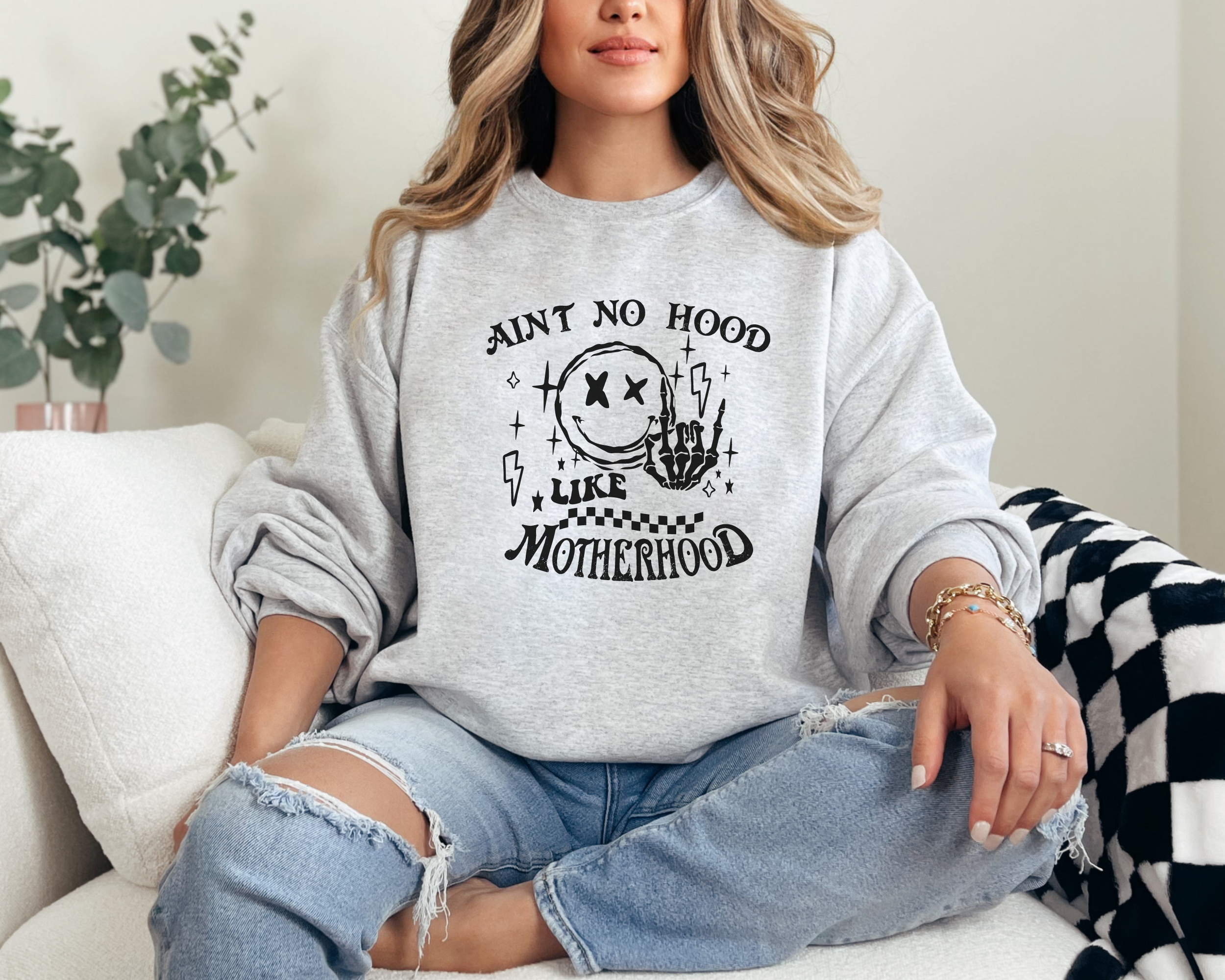 90's themed ain't no hood like motherhood funny crewneck sweatshirt for moms