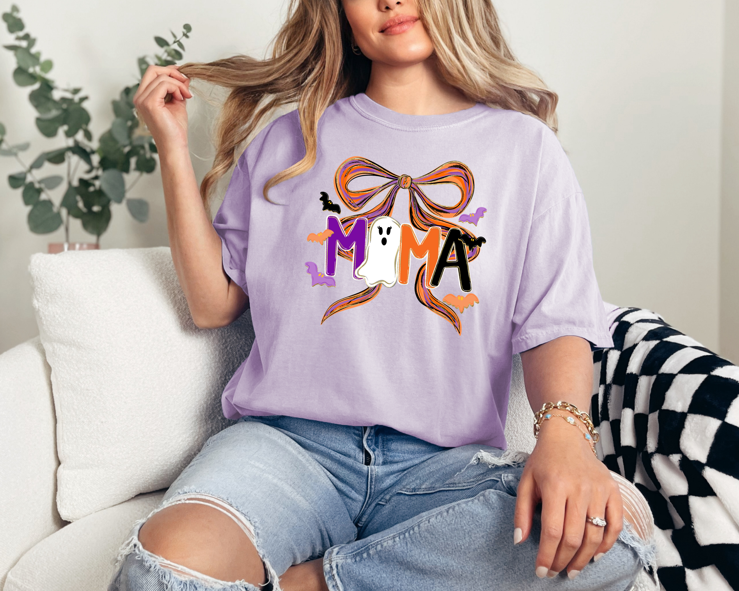 Mama Halloween T-Shirt | Women's Halloween Shirt